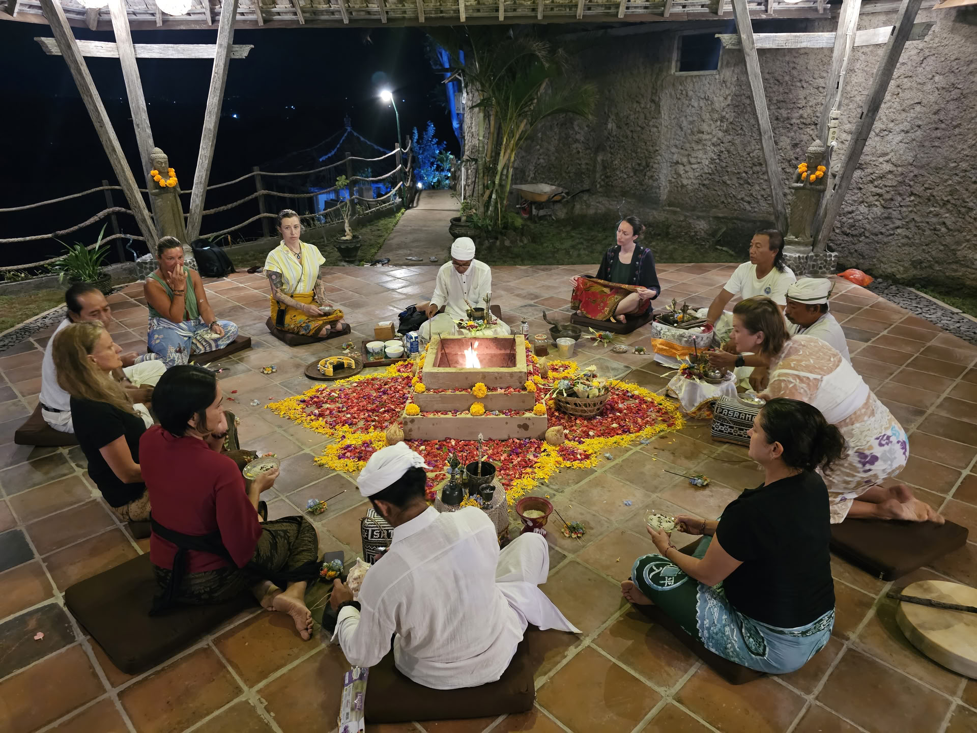 Vuurceremonie Agni Hotra