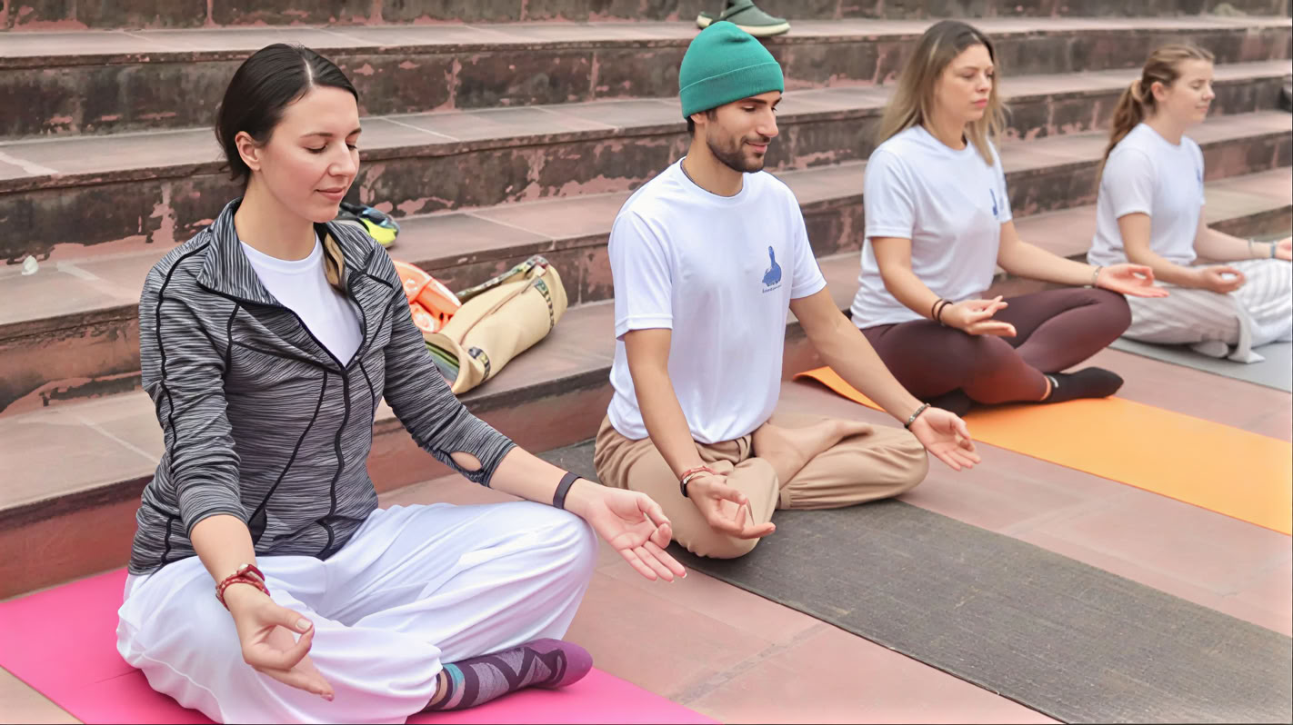 100-uurs yogadocententraining in Rishikesh, India