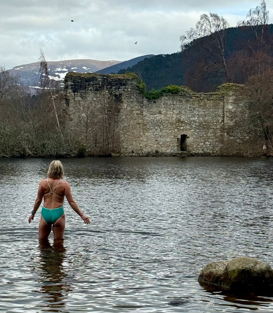 Yoga & Wildzwemmen in Schotland