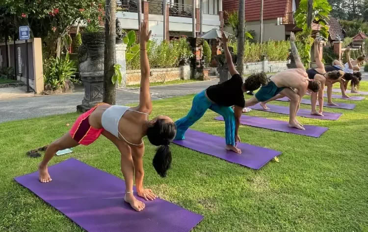 200-uurs yogadocentenopleiding in Rishikesh