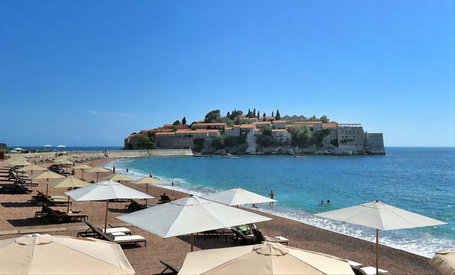 Privérondleiding door het klooster in Montenegro