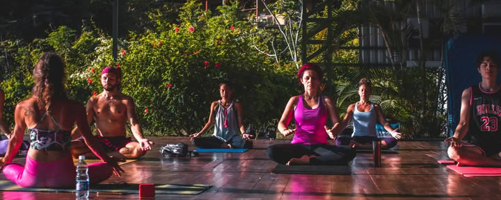 Devaya Yoga™ · Klankheling & Emotionele Vernieuwing Retreat