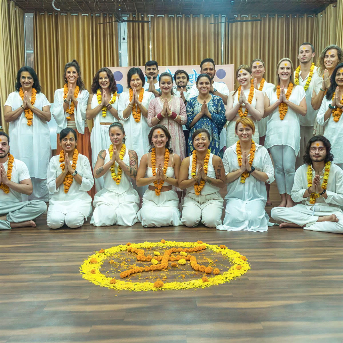 300-uurs yogadocentenopleiding Rishikesh – 01 jan – 27 jan 2027