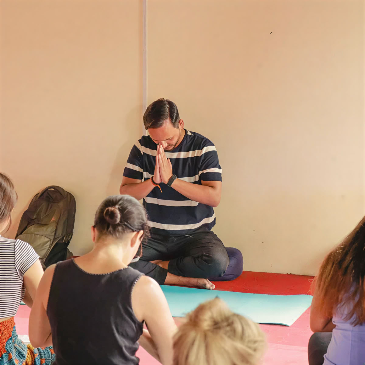 Prenatale yogadocentenopleiding