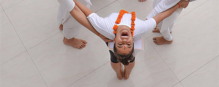 200 uur Hatha Ashtanga Vinyasa-yogadocentenopleiding in Rishikesh