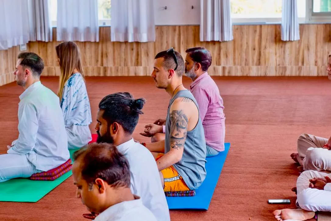 300 uur kundaliniyoga-lerarenopleiding in Rishikesh