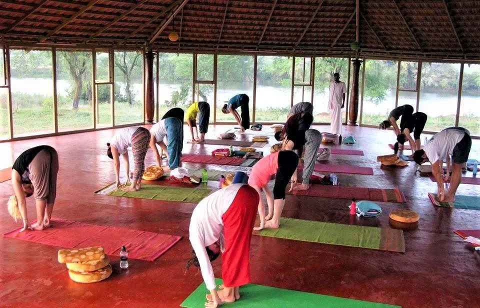 100 uur kinderyogatraining-retreat in Rishikesh – 10 dagen