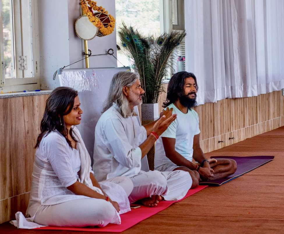 300 uur Hatha-yogadocentenopleiding in Rishikesh, India – 01 sep – 19 okt