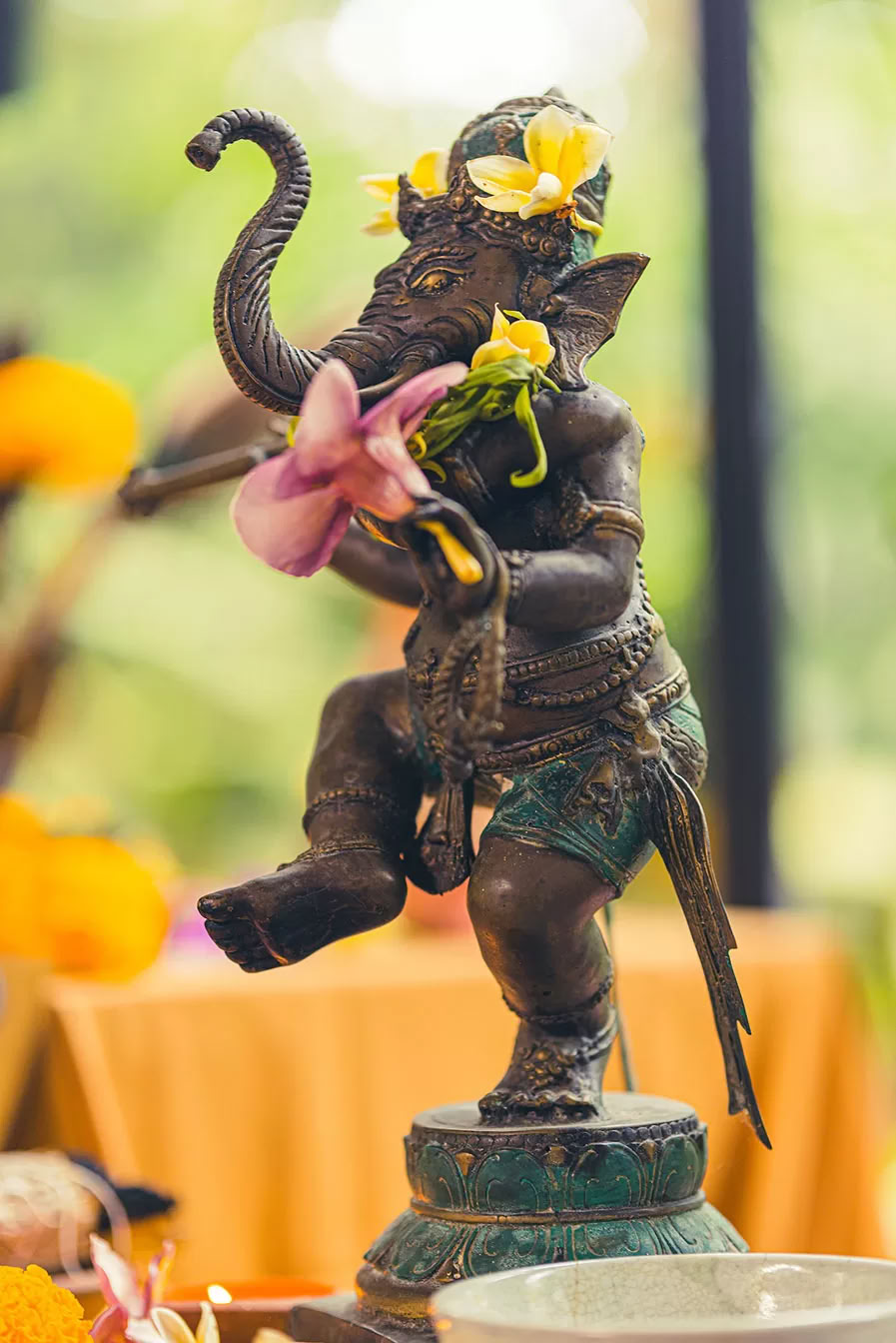 100 uur Vaidika Dharma