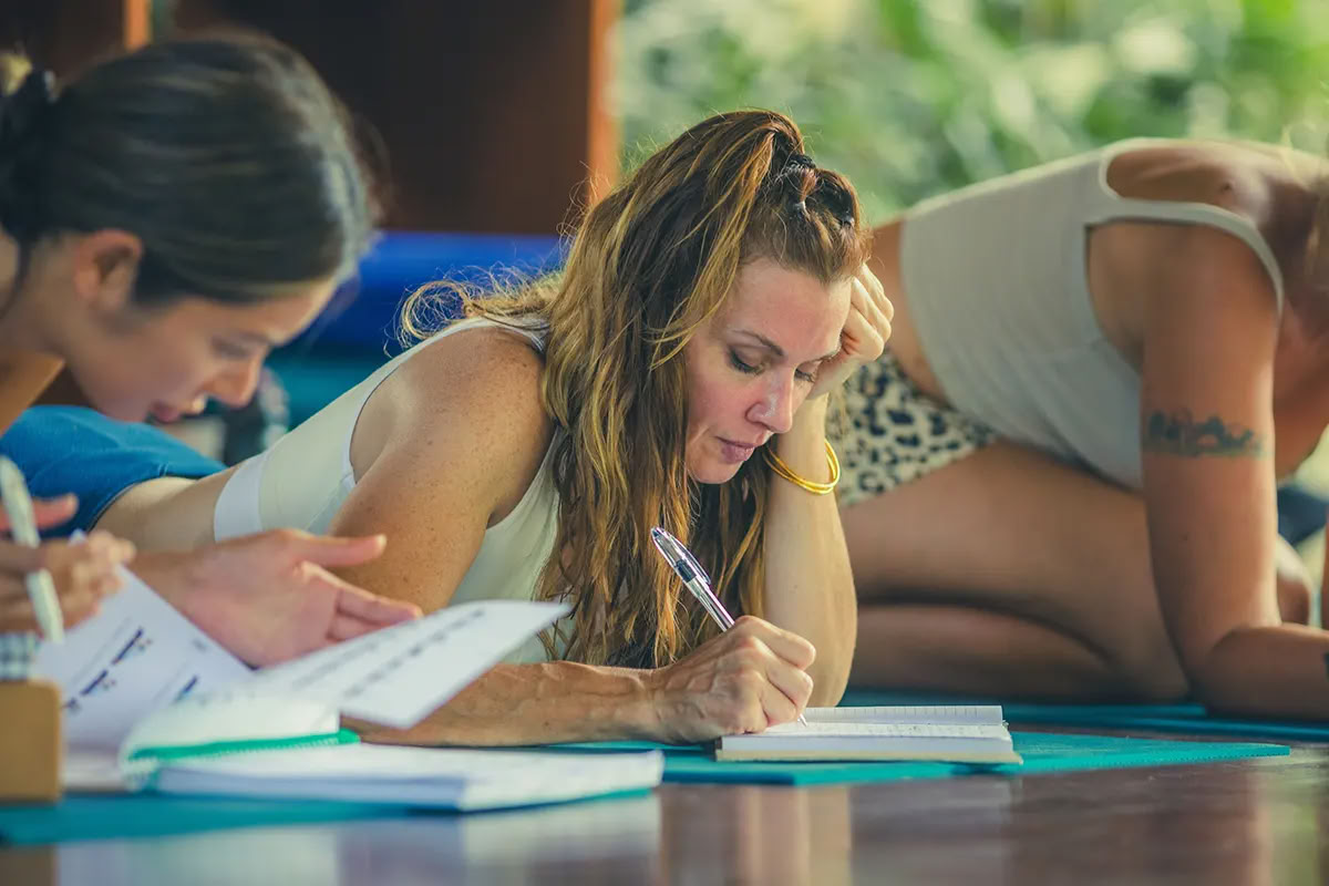 Lucidflow 100 uur van 300 uur YTT - Yoga Docentenopleiding Bali