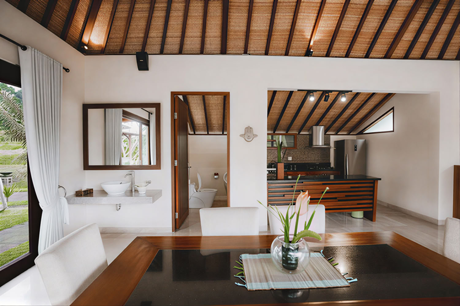 Meditatieleraarstraining op Bali, Pelaga