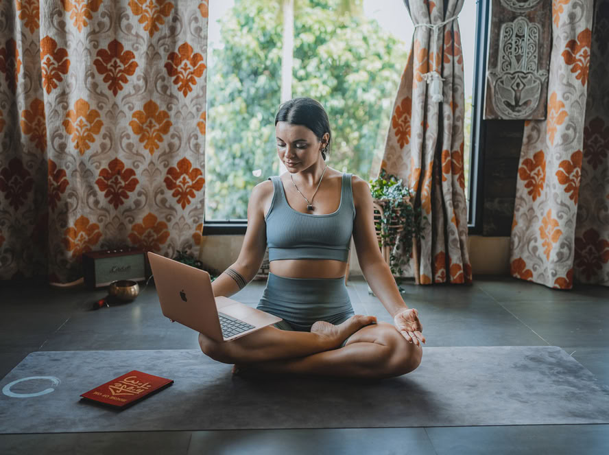 200-uurs/300-uurs hybride yogadocentenopleiding – 24 dec. 2026 – 6 jan. 2027