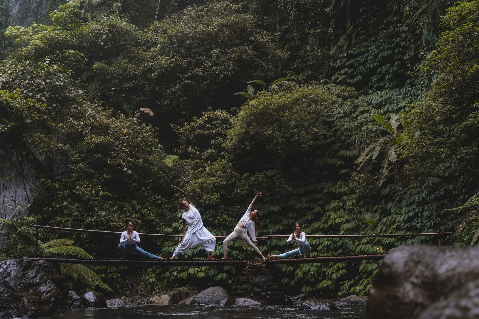 300-uurs yogadocentenopleiding – 24 aug. – 19 sep. 2026