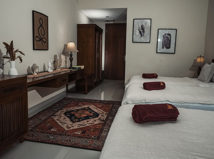 300-uurs yogadocentenopleiding – 24 aug. – 19 sep. 2026