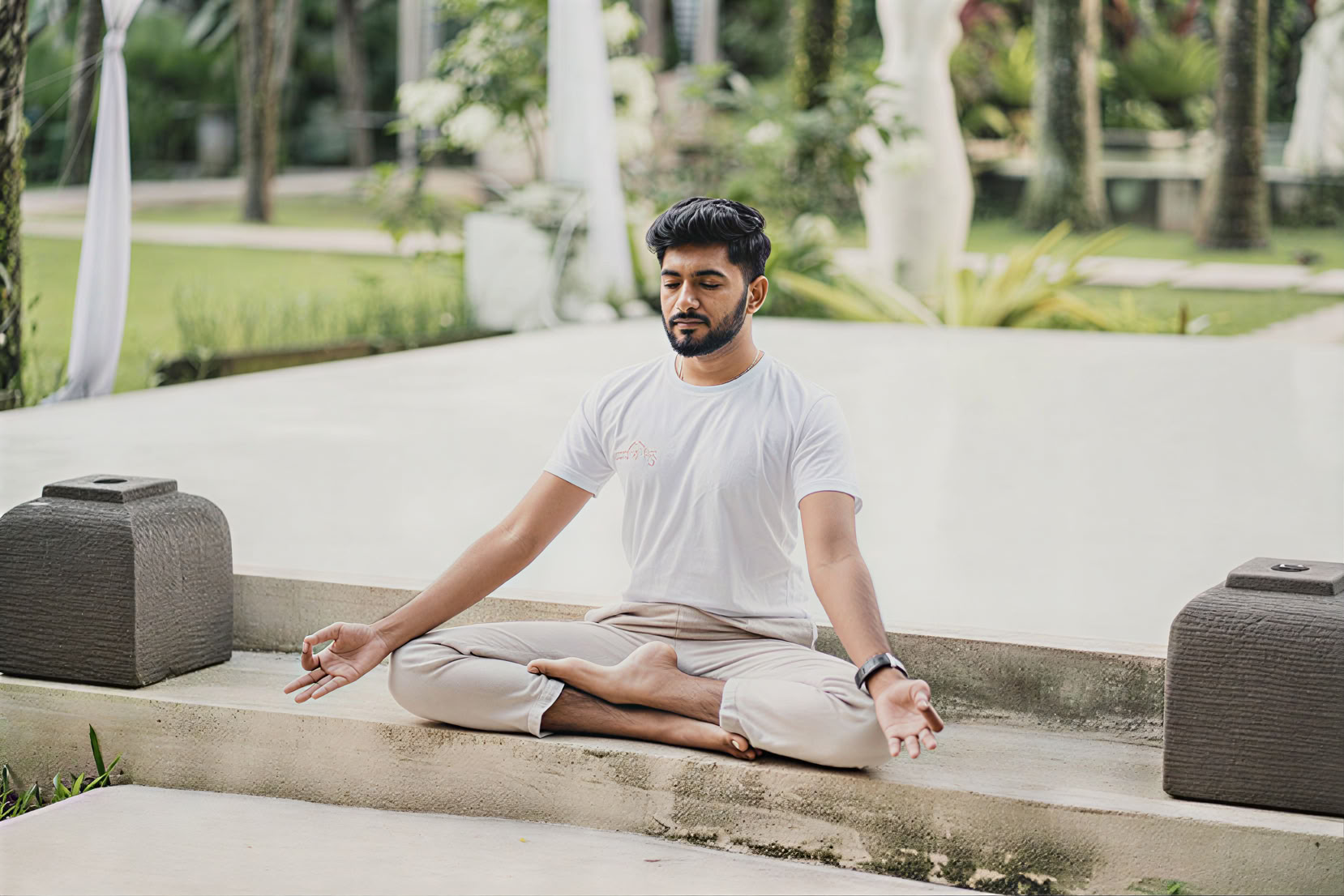 300-uurs yogadocentenopleiding – 26 okt. – 21 nov. 2026