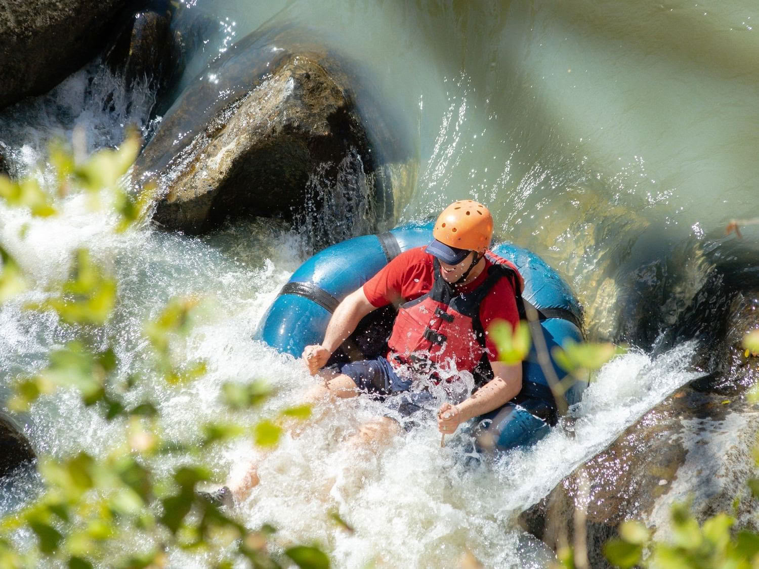 Tuben op de rivier