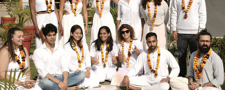 Aerialyoga-ttc in Rishikesh