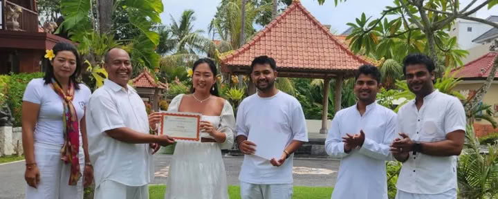 200-uurs yogadocentenopleiding op Bali