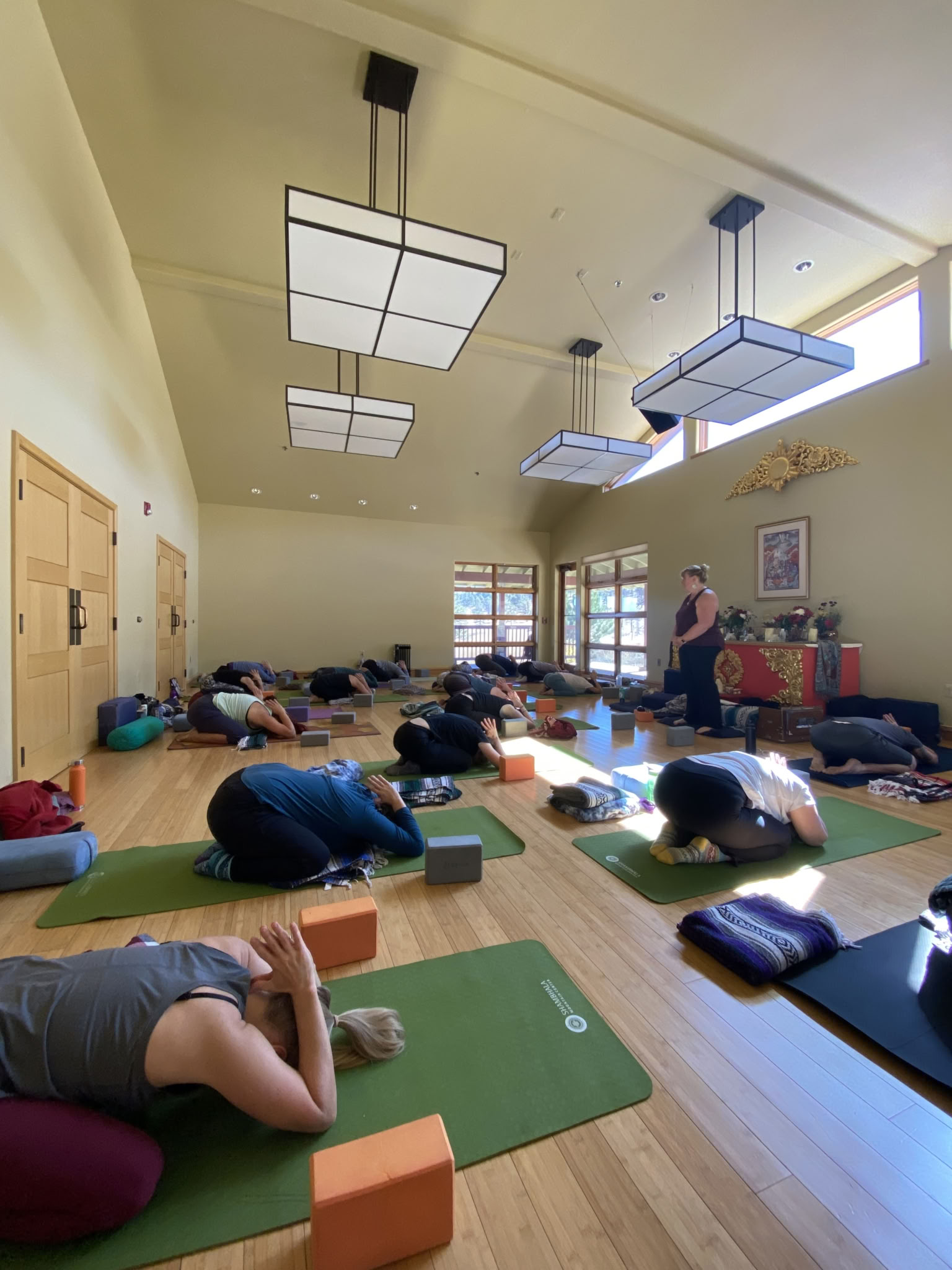 Naar Binnen Keren: Een Herfstige Yogaretreat