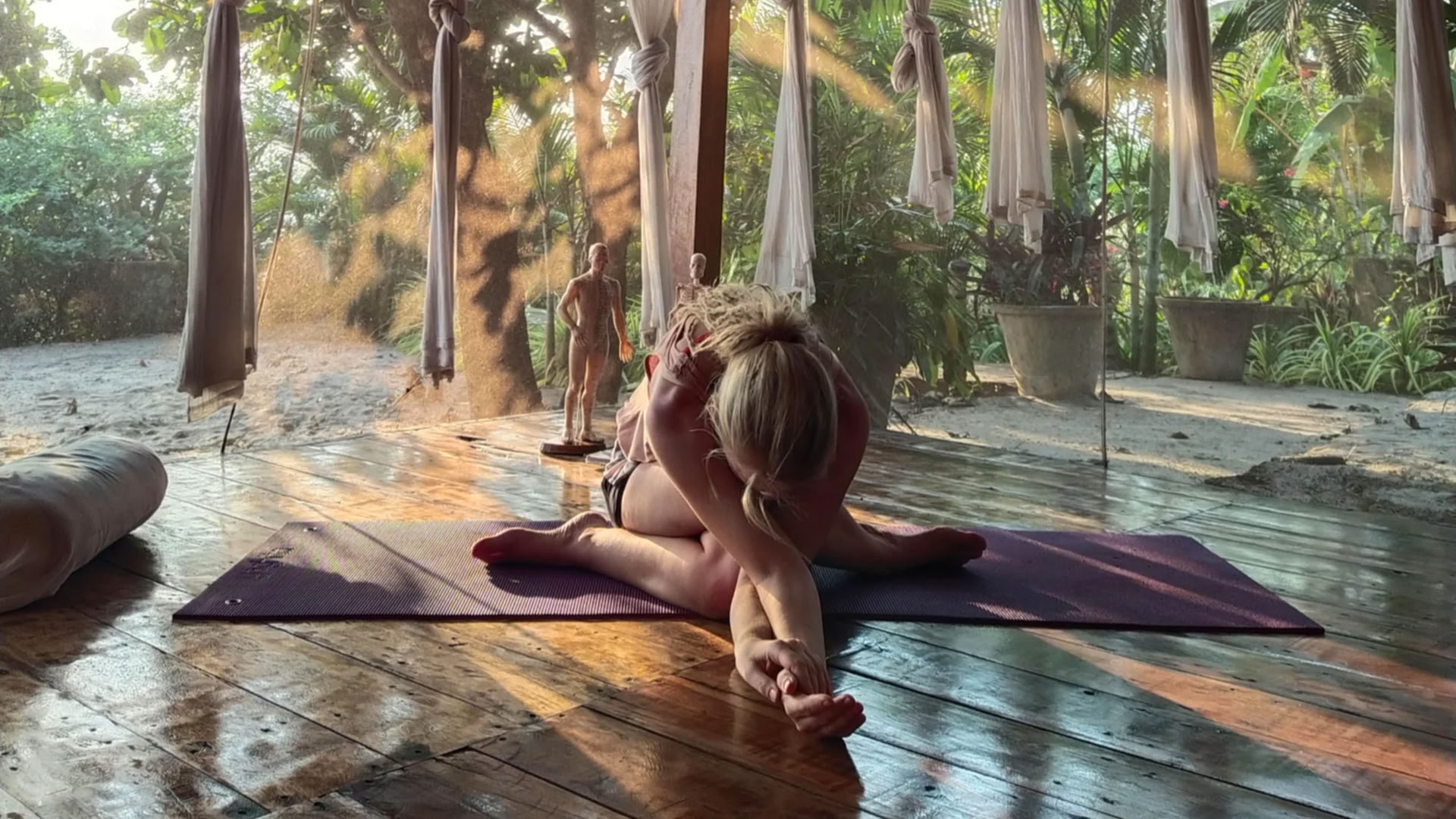 Yin-yoga, sound healing en ceremoniële begeleiding