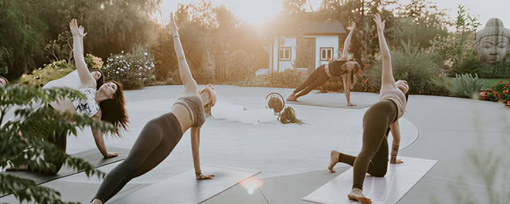 Feestelijke opening van Divine Yoga Properties