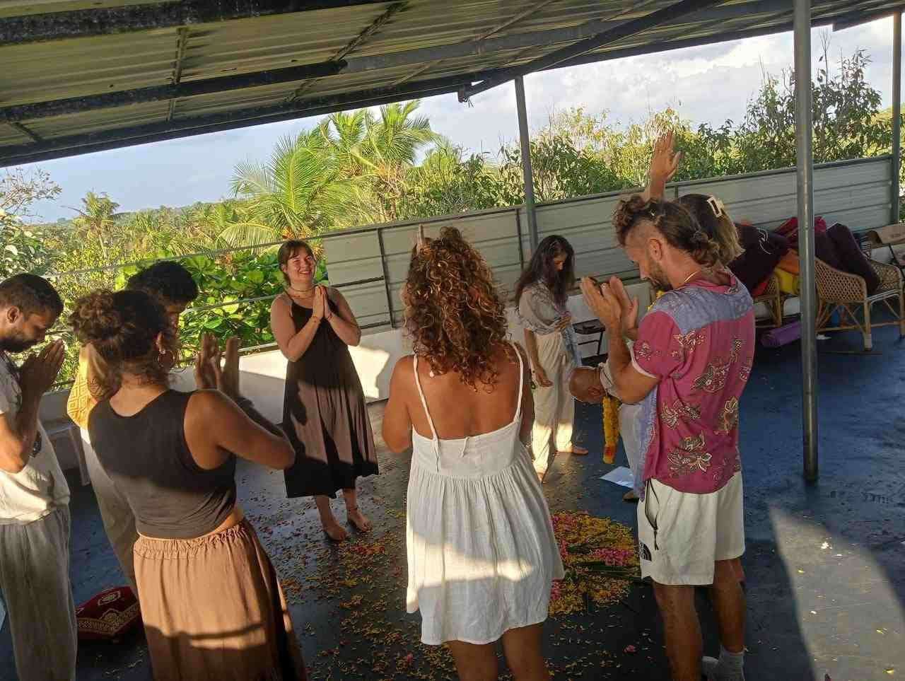 100-uurs yogadocentenopleiding in Kerala
