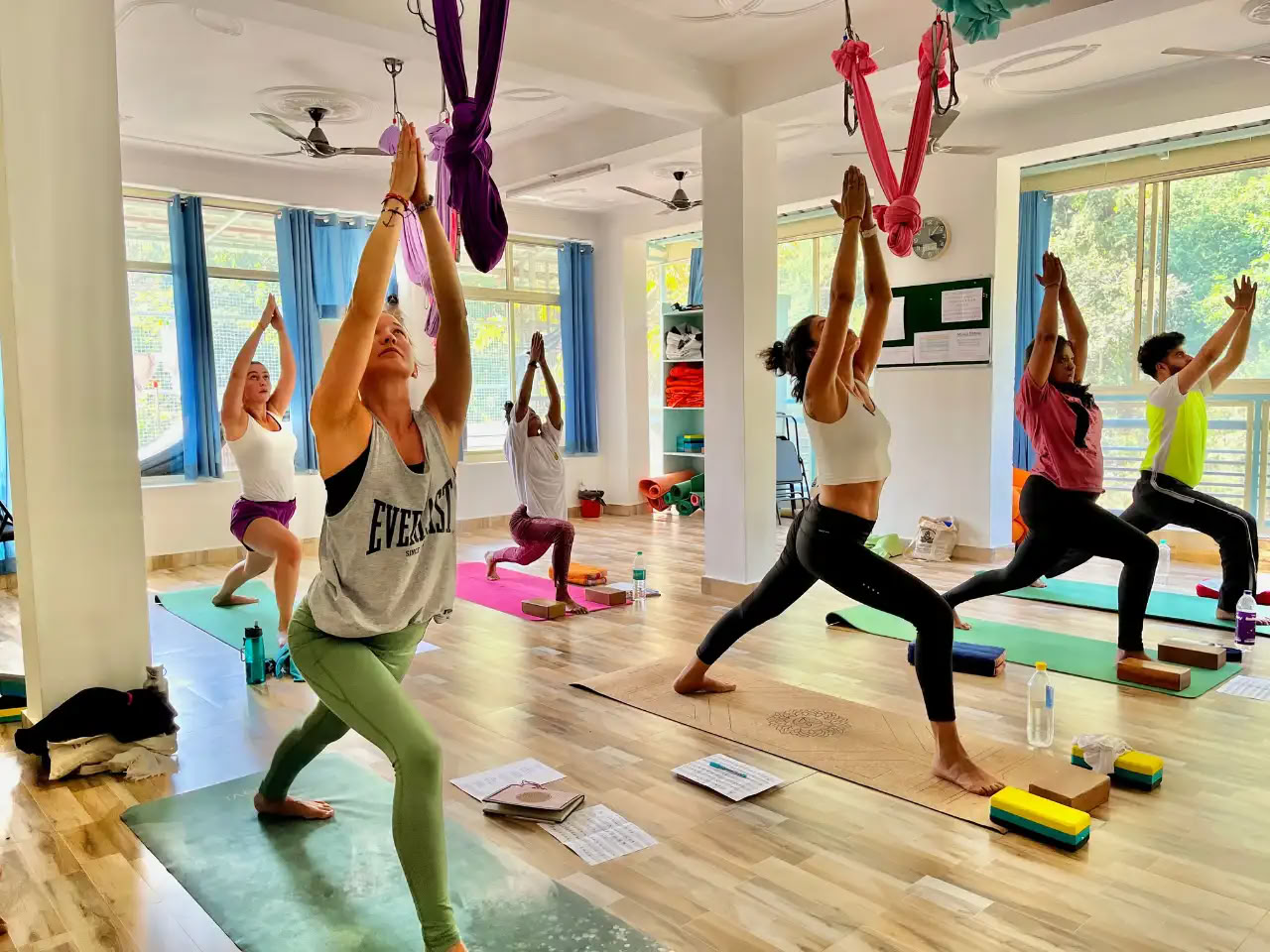 200 uur durende yogadocentenopleiding
