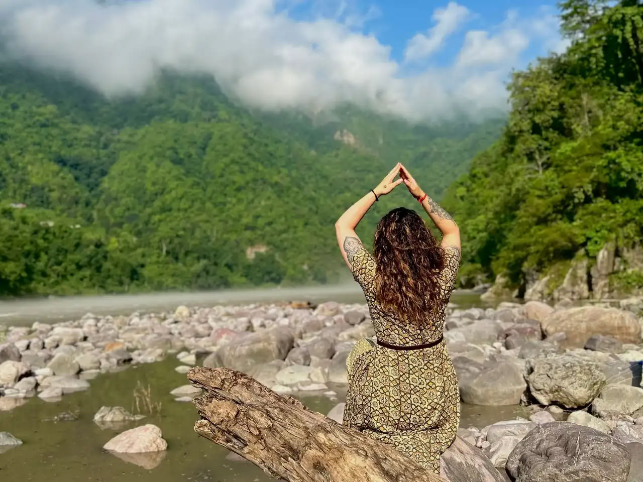 300-uurs gevorderde kundalini-yogadocentenopleiding in Rishikesh, India – april 2026