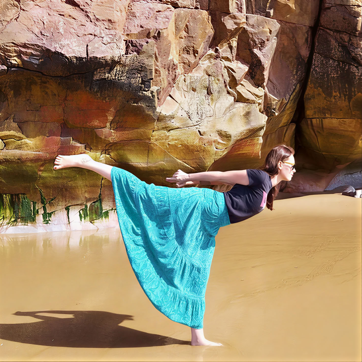 Vrouwelijk Vuur Retreat Marokko – Yoga, Dans, Cacaoceremonie & Sahara-woestijnervaring