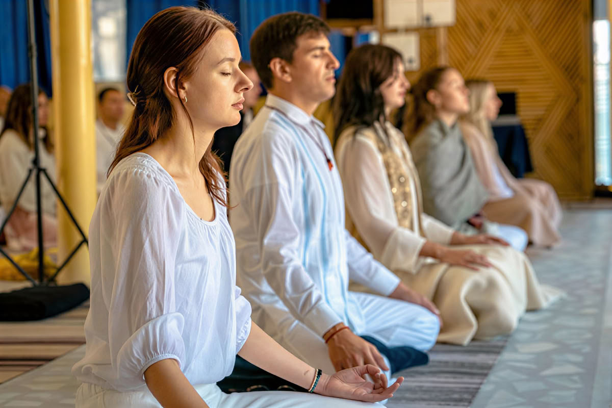 200 uur yoga-lerarenopleiding