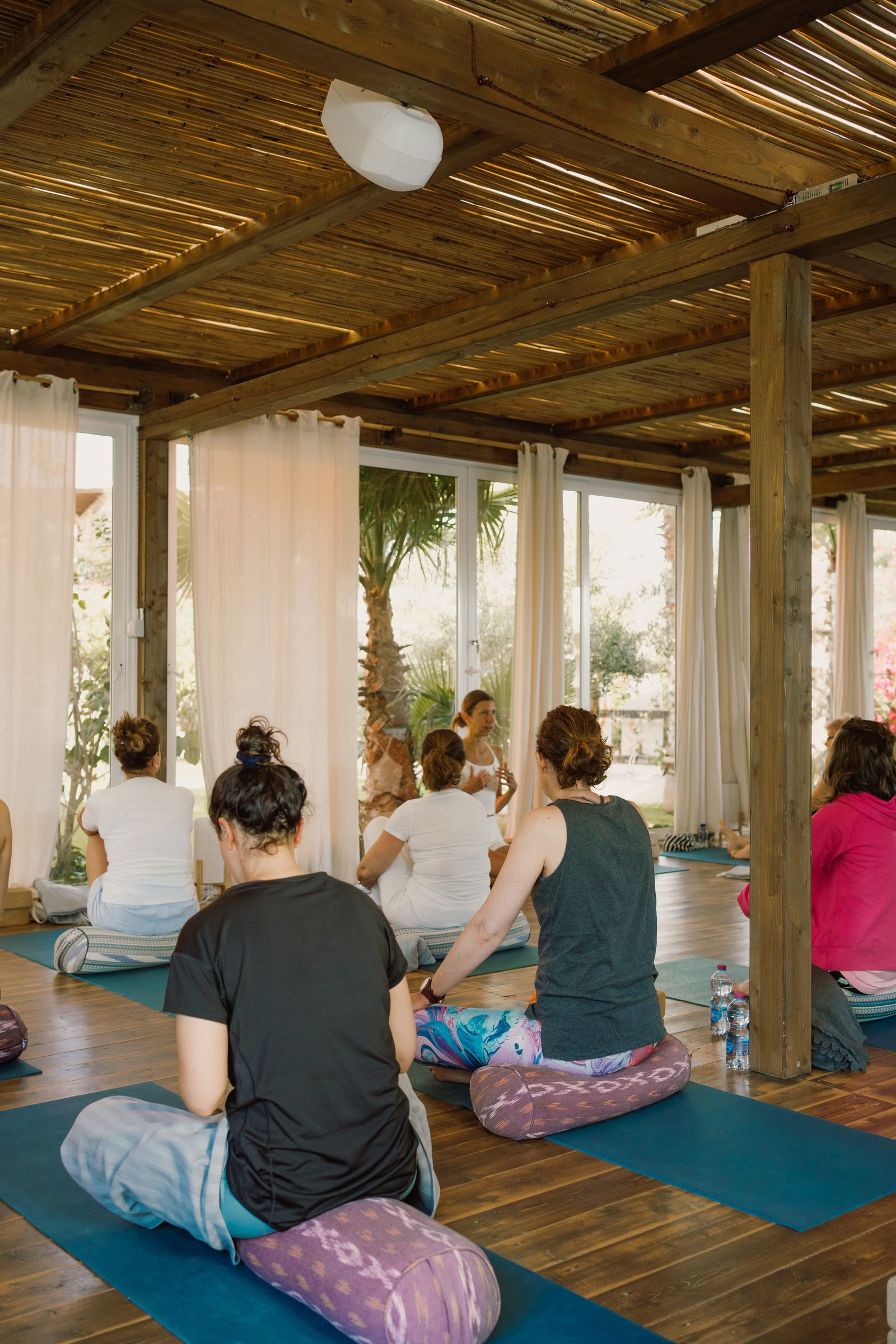 70-Uurs Yin Yoga Docentenopleiding | Meeslepende Ervaring op Sicilië