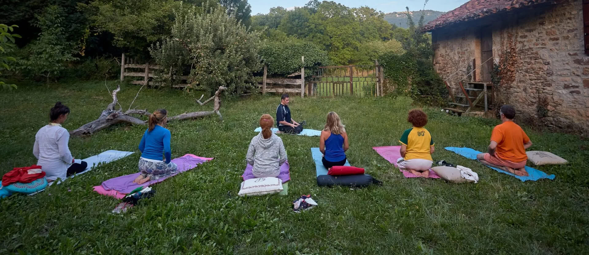 Ontspannende yogaretraite in Spanje: bergwellness & rust