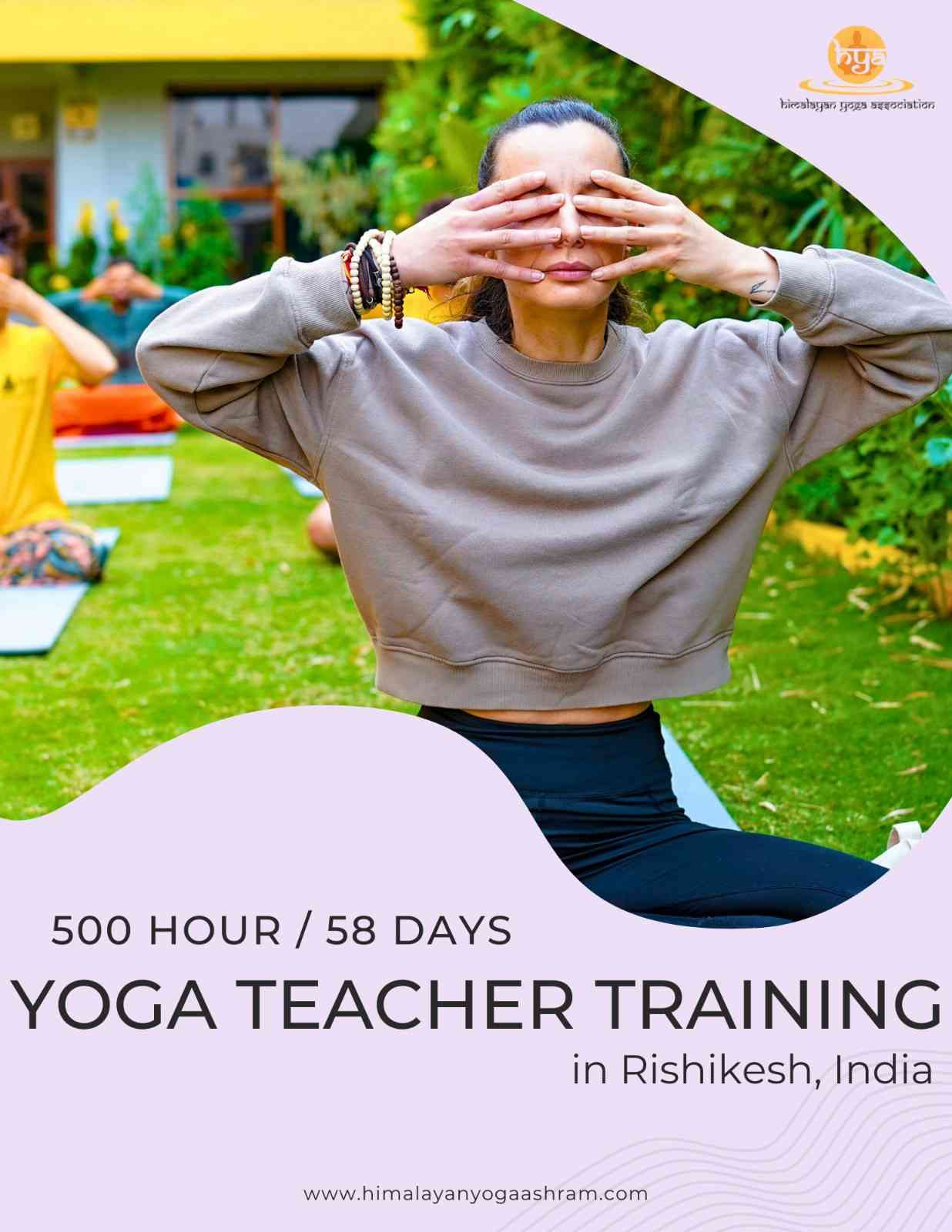 300-uurs yogadocentenopleiding in Varkala, Kerala, India