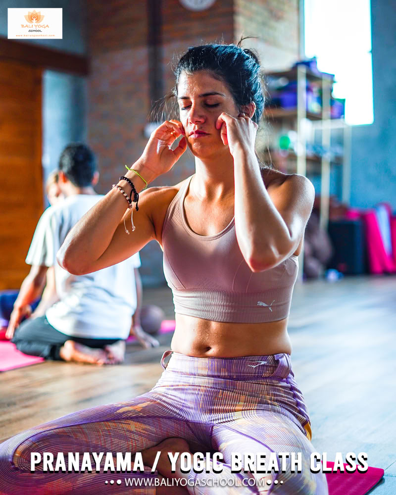 300-uurs yogadocentenopleiding in Thailand