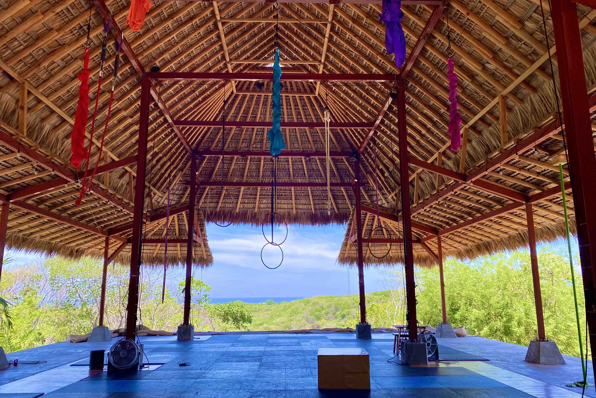 Yoga- en aerial fitness-retreats