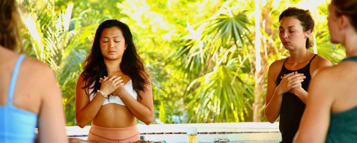 Yoga- en aerial fitness-retreats