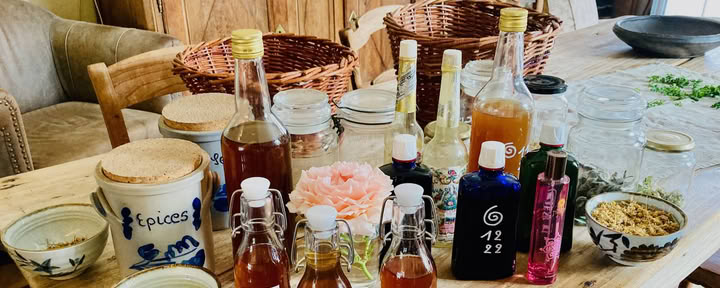 Kruiden & initiatieweekend – Kruidenwaters maken – 18 tot 20 september 2026 – laatste 2 plekken