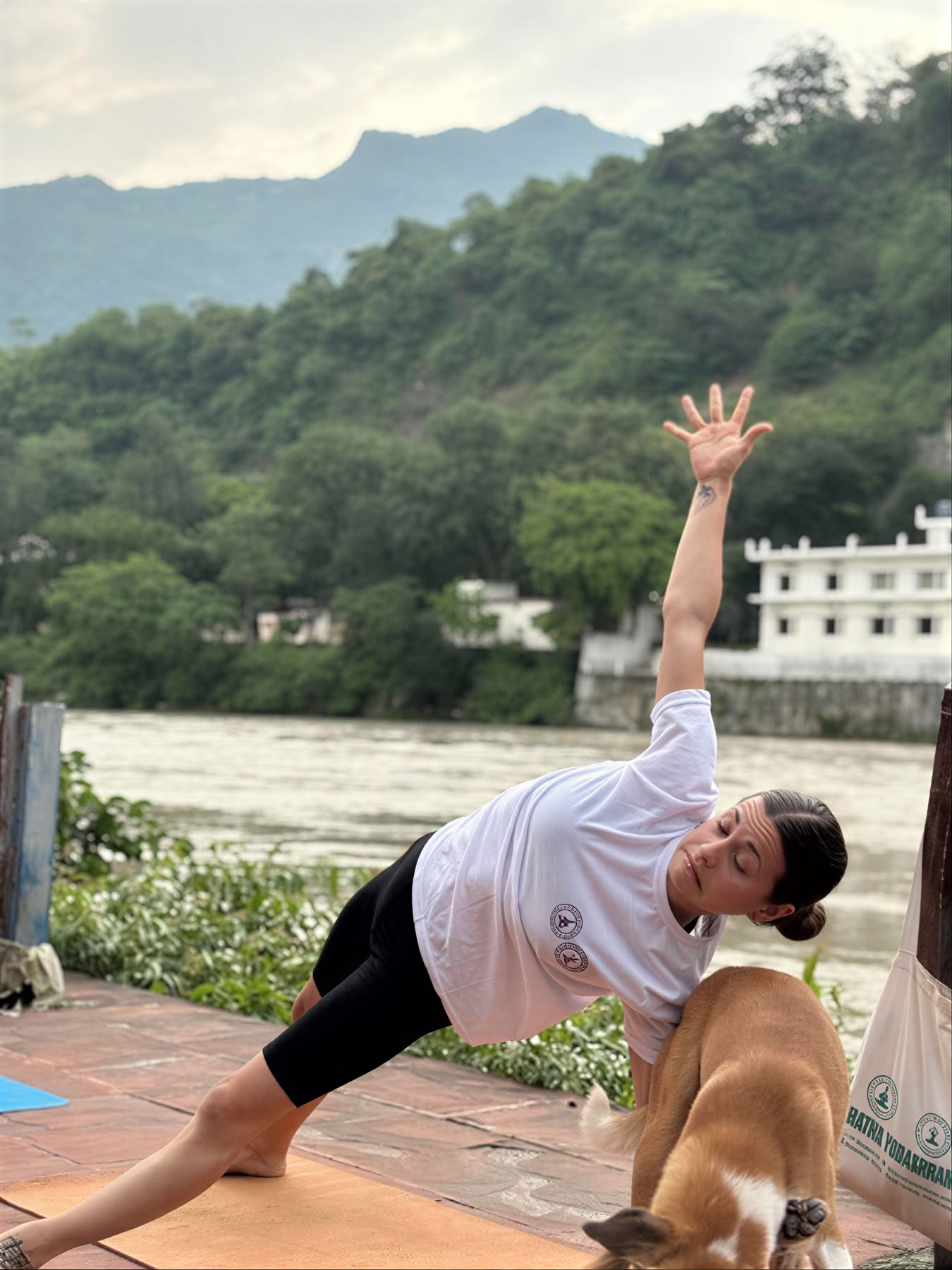 100-uurs yogadocentenopleiding in Rishikesh