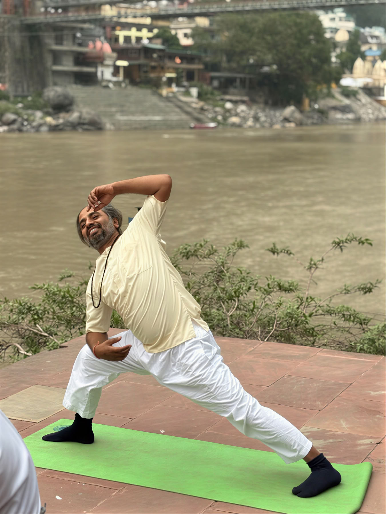 500-uurs yogadocentopleiding in Rishikesh