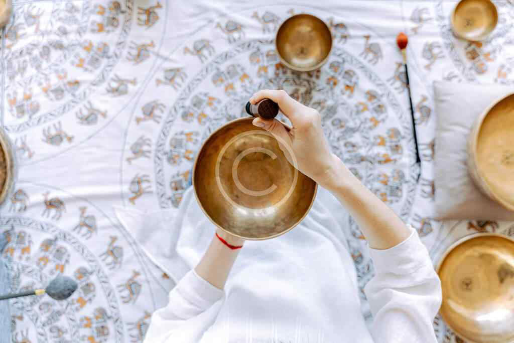 Reiki-genezende aanraking op dinsdag met Manesha