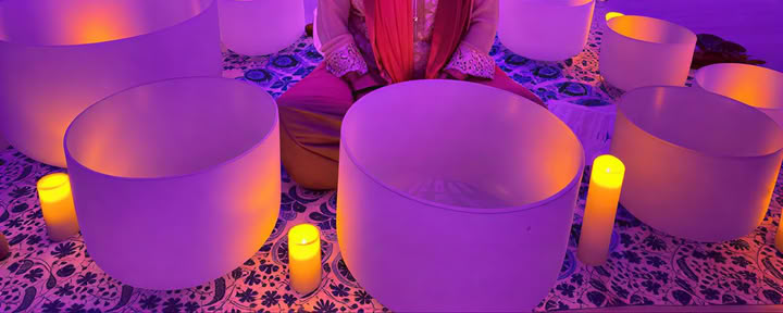 Heilige vuurritueel en klankschaalmeditatie