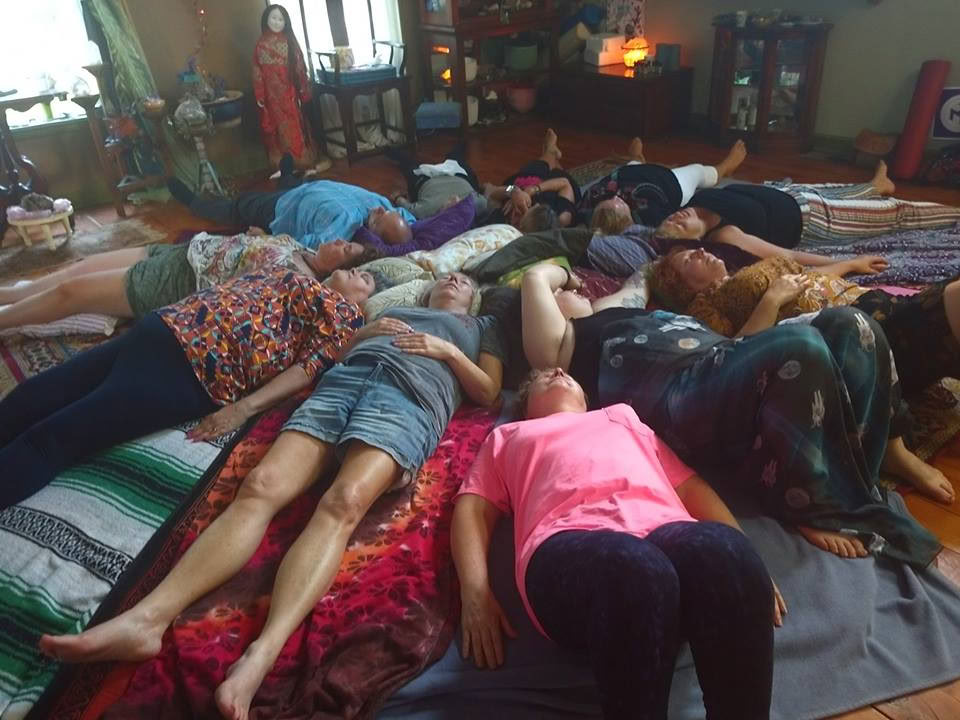 Alle Liefde is een uitzonderlijke, bekrachtigende energie. Sluit je aan bij Kathy Milanowski, een meelevende en hartgerichte docent van Sekhem/All-Love, voor een voedend zaterdagretreat dat maandelijks wordt gehouden.