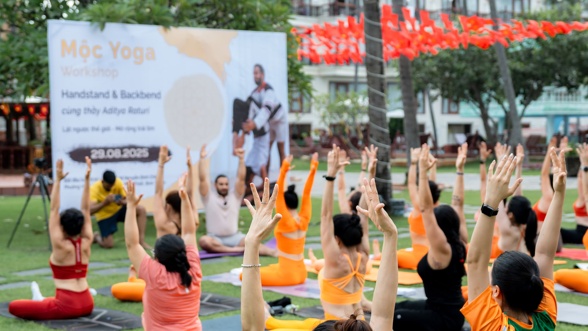300-uurs gevorderde yogadocentenopleiding