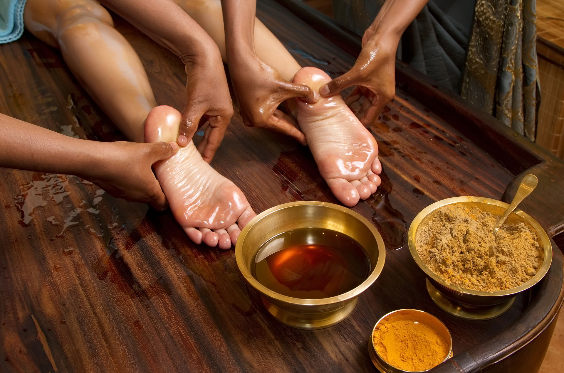 45 minuten ayurvedische deep tissue-massage