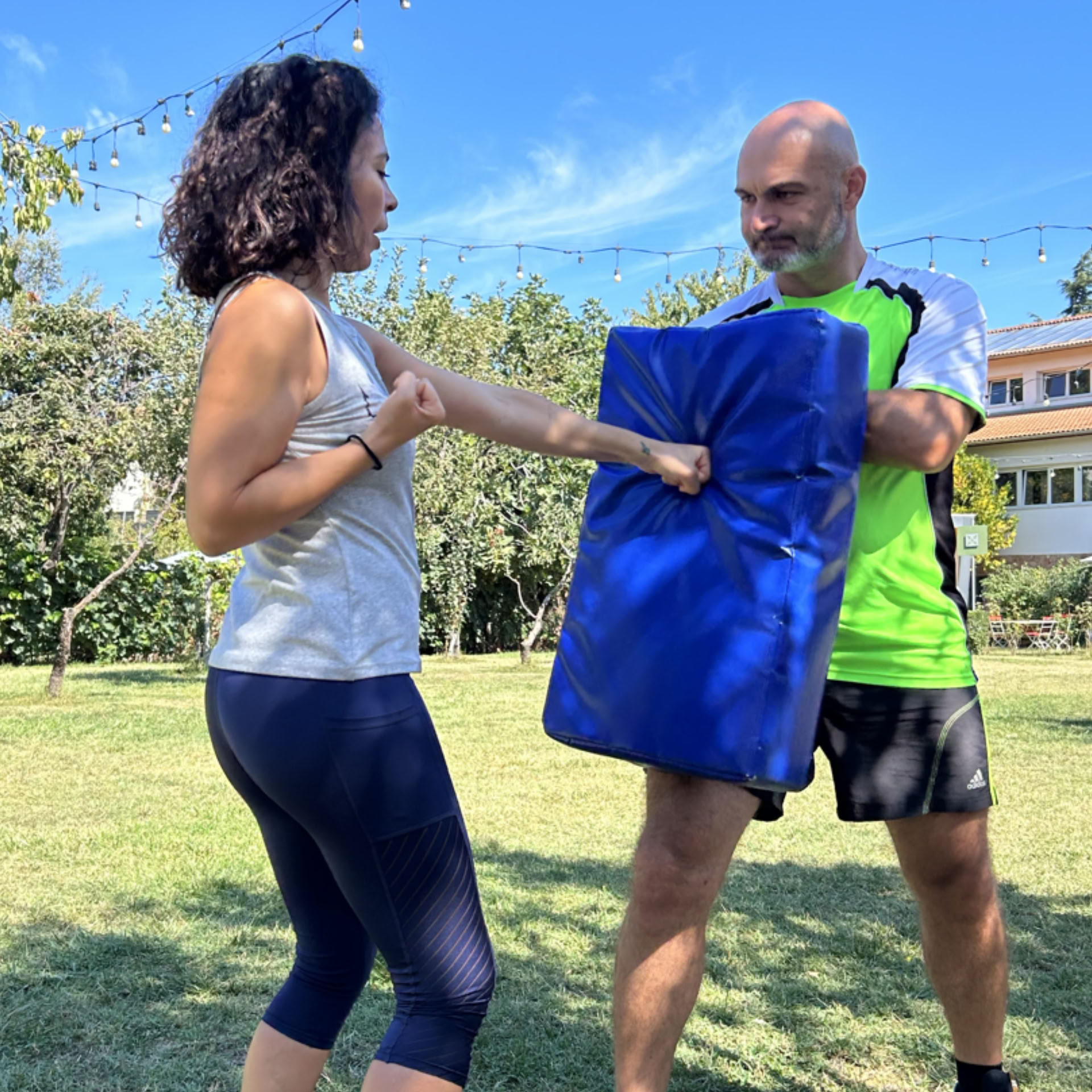 Vind Je Kracht: Yoga en Zelfverdediging aan het Meer van Ohrid