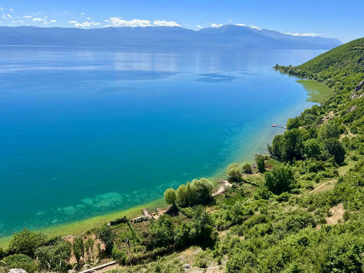 Vind Je Kracht: Yoga en Zelfverdediging aan het Meer van Ohrid