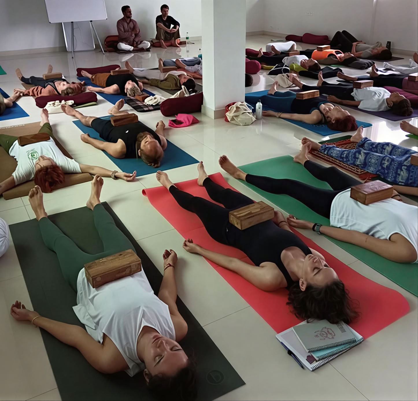 100-uurs yogadocentenopleiding