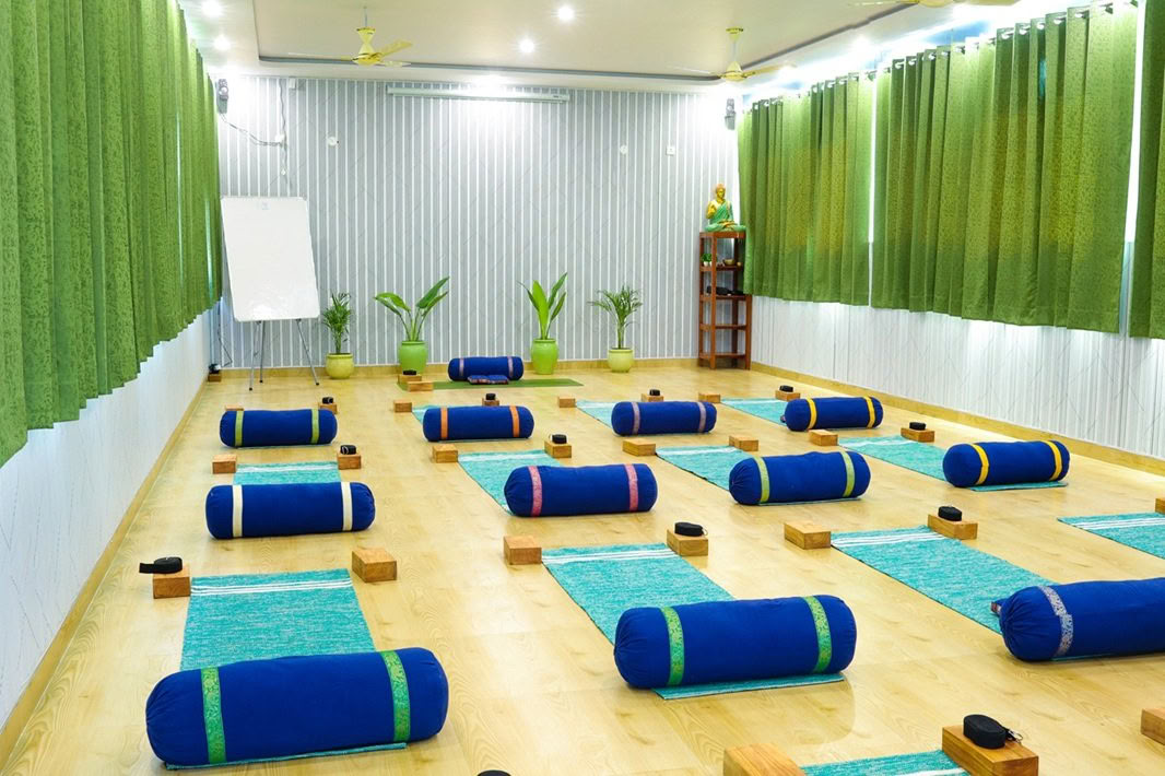 200-uurs yogalerarenopleiding in Rishikesh, India