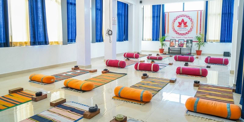 200 uur YTTC + Prenatale yogacertificering