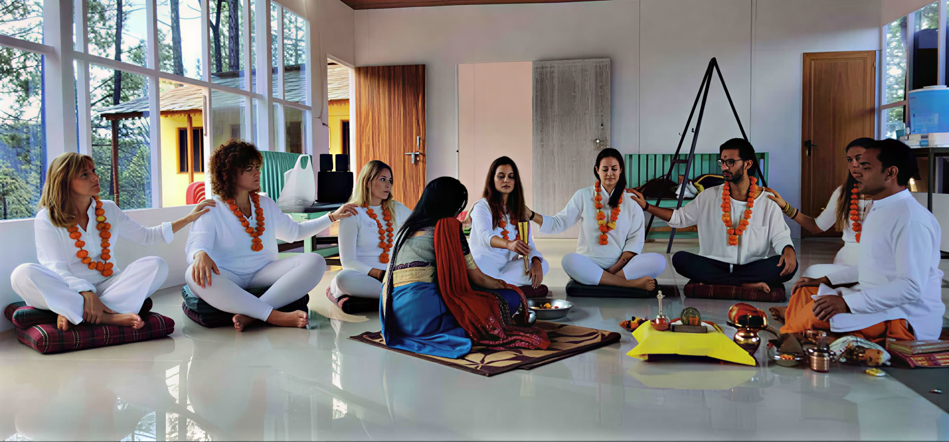 Kundalini-yogameditatieretraite in India